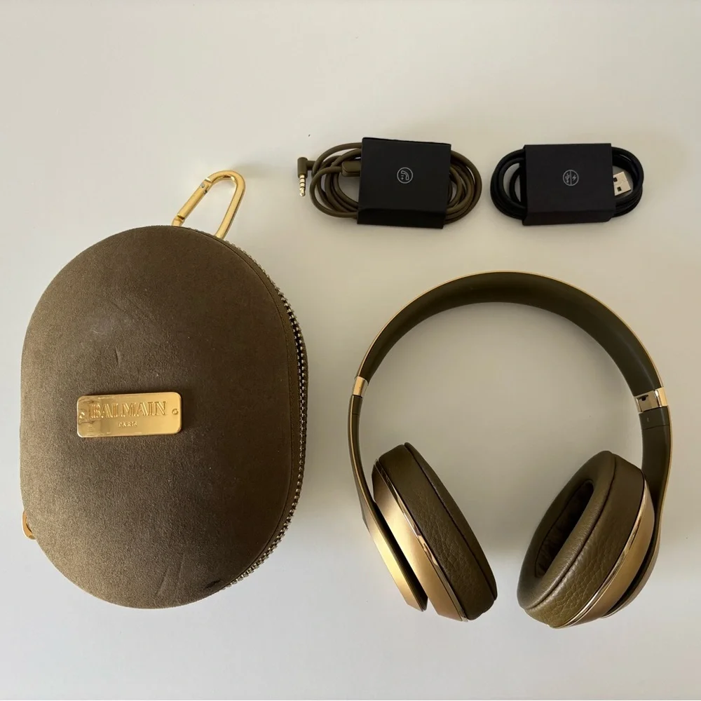Balmain x Beats by Dre Studio3 Wireless Headphones - Gold and Olive - Picture 4 of 7